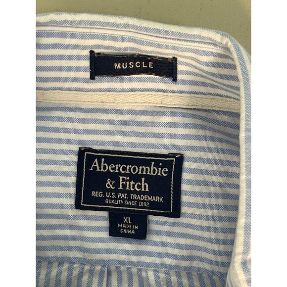 Abercrombie & Fitch Muscle Fit Collared Button Down Striped Shirt Blue/White XL - Picture 5 of 9